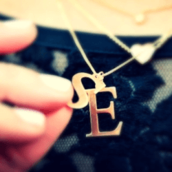 Onecklace - Instagram