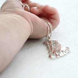 Onecklace - Instagram