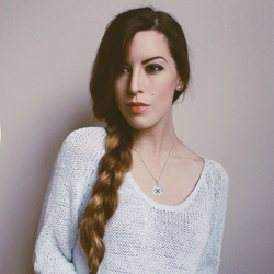 Onecklace - Instagram