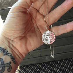 Onecklace - Instagram