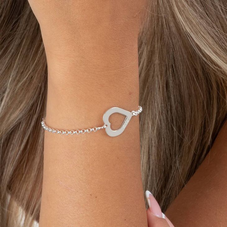 Cut Out Heart Engraved Bracelet model