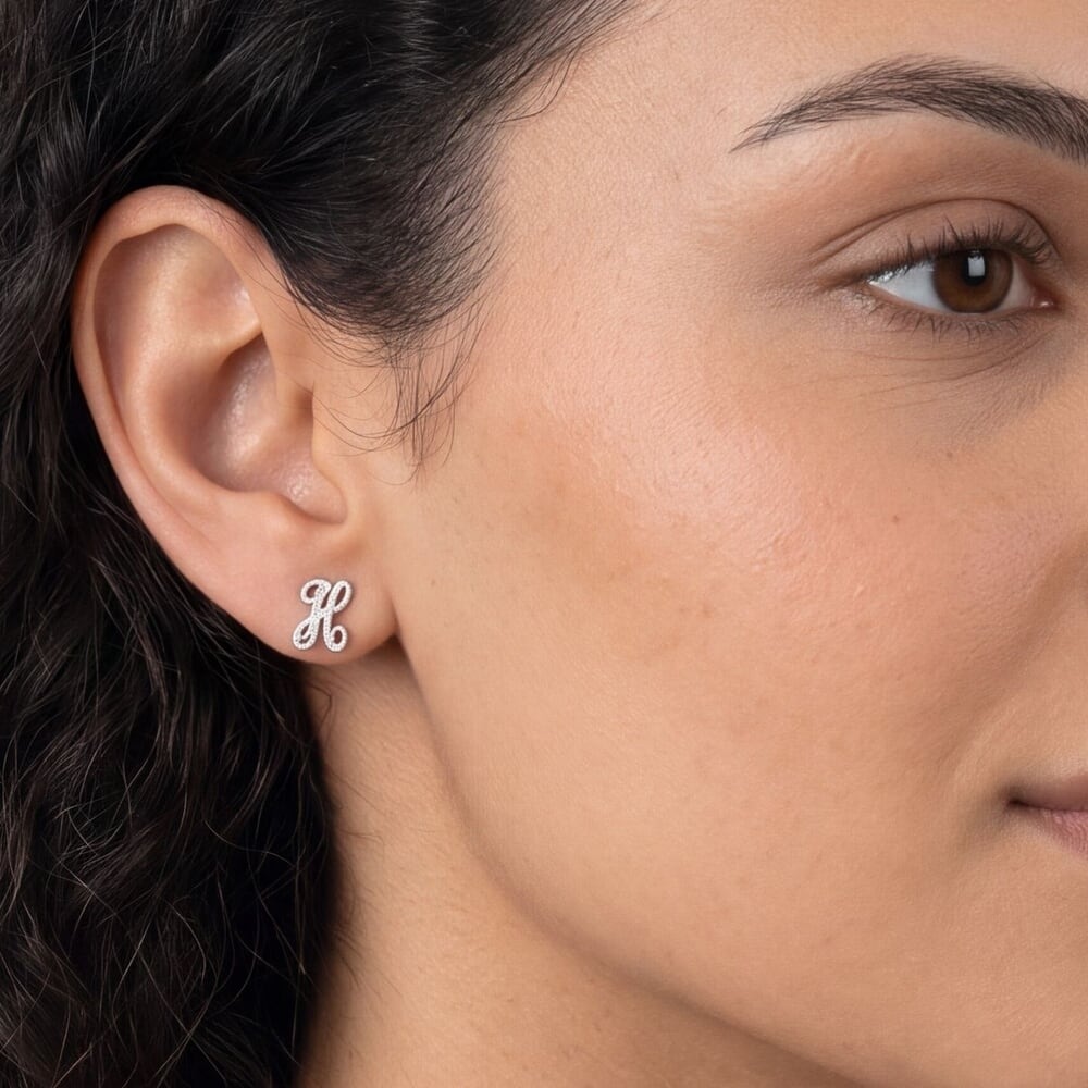 Aretes de Letras Script 