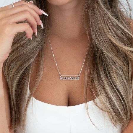 Collar de Números Romanos Personalizado