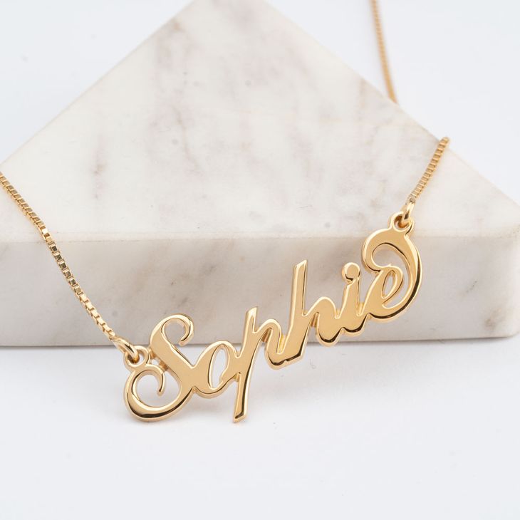 Collar con Nombre Carrie information