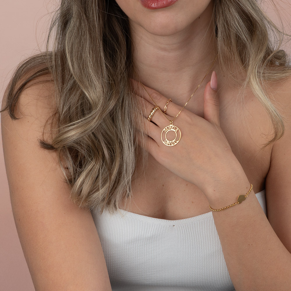 Collar Circular con Dos Nombres