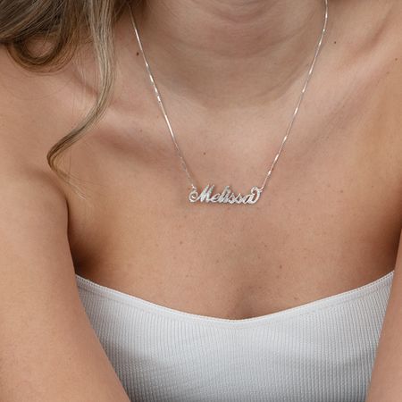 Sparkling Carrie Name Necklace