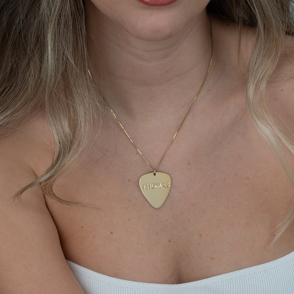 Collar de Uña de Guitarra Personalizado