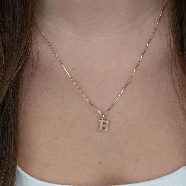 Collar con Inicial Mayúscula - Picture 3