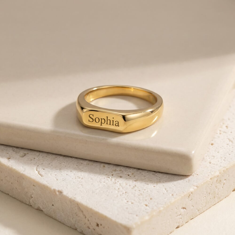 Personalized Curved Alphabet Signet Ring