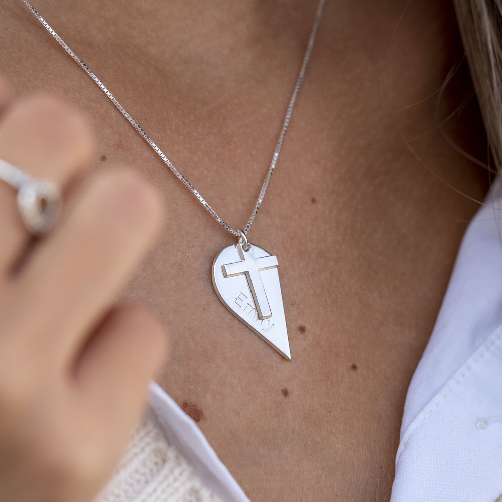 Collar de Corazón con Cruz para Parejas