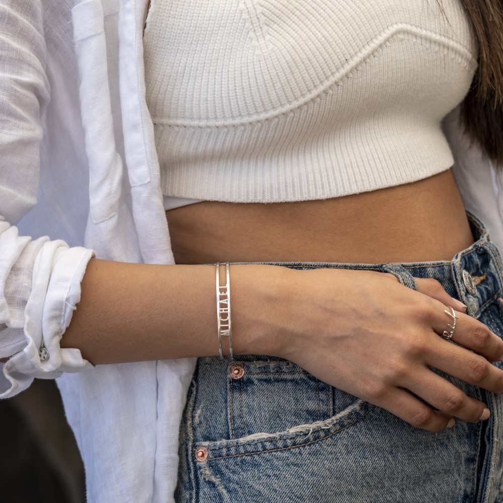 Brazalete Delicado con Nombre