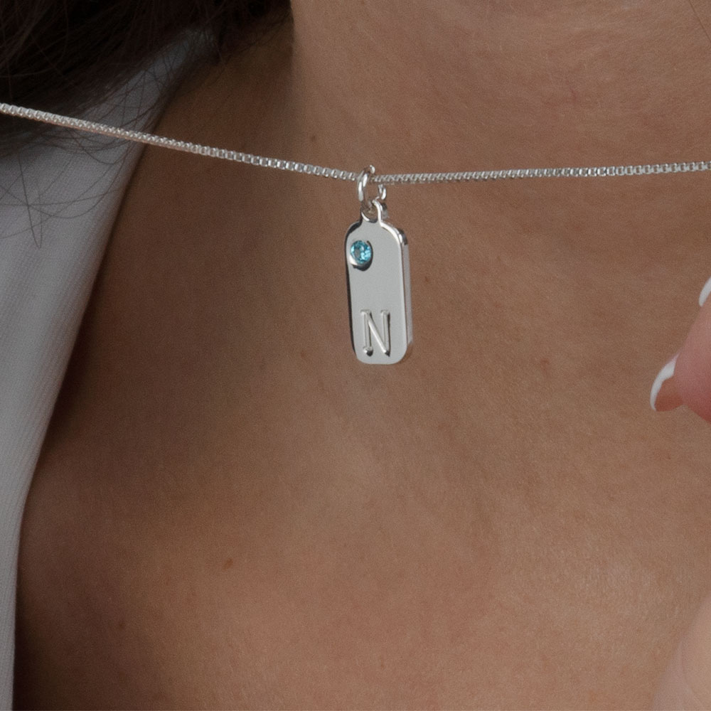 Collar con Inicial y Piedra de Nacimiento
