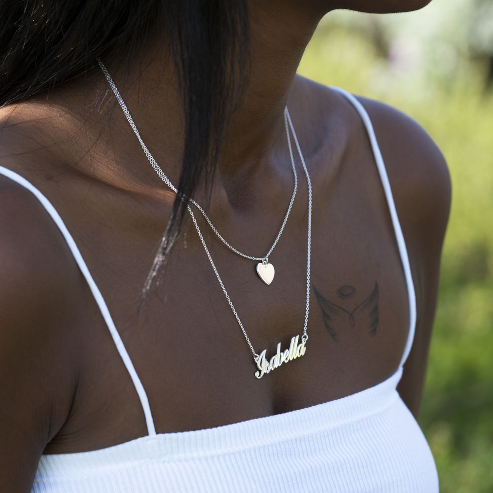 Collar en Capas con Nombre y Corazón