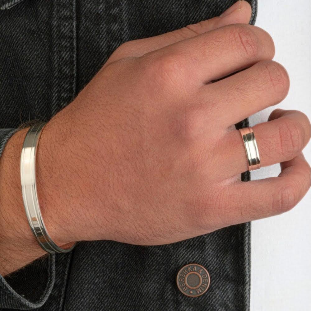 Anillo Grabado Con Líneas