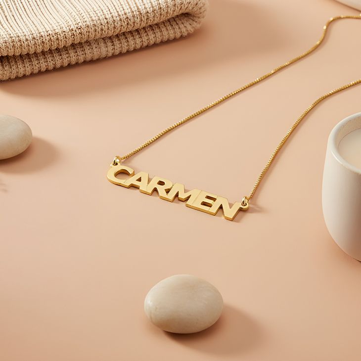 Capital Letters Name Necklace - Picture 3