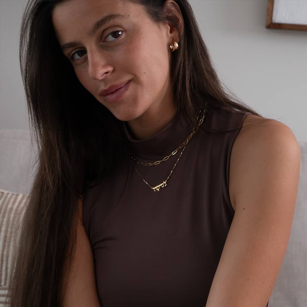 Custom Hebrew Name Necklace – Dainty Personalized Jewelry