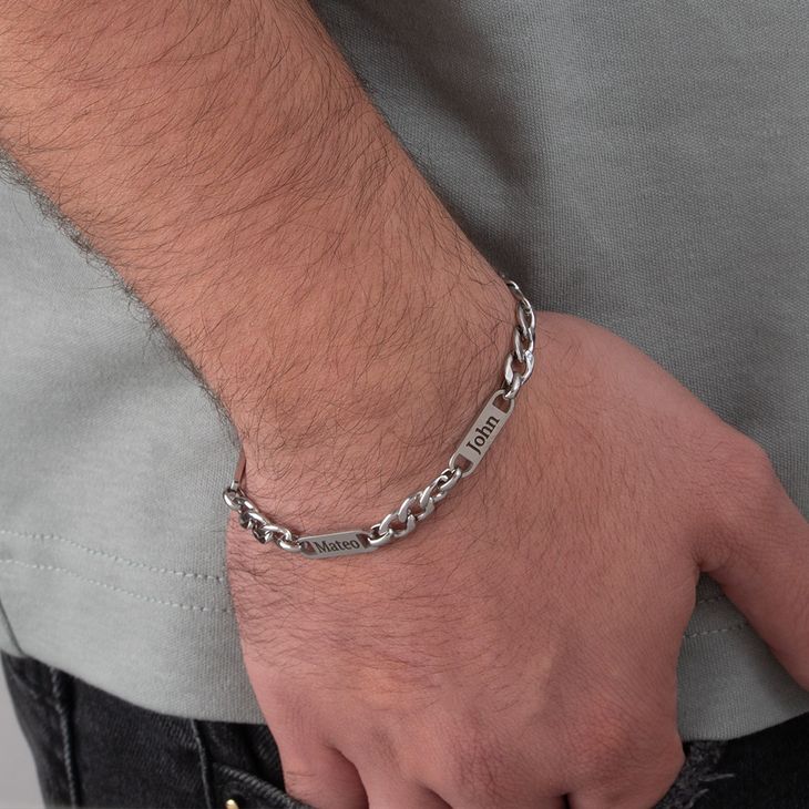 Men’s Personalized Bracelet with Multiple Name Plate model
