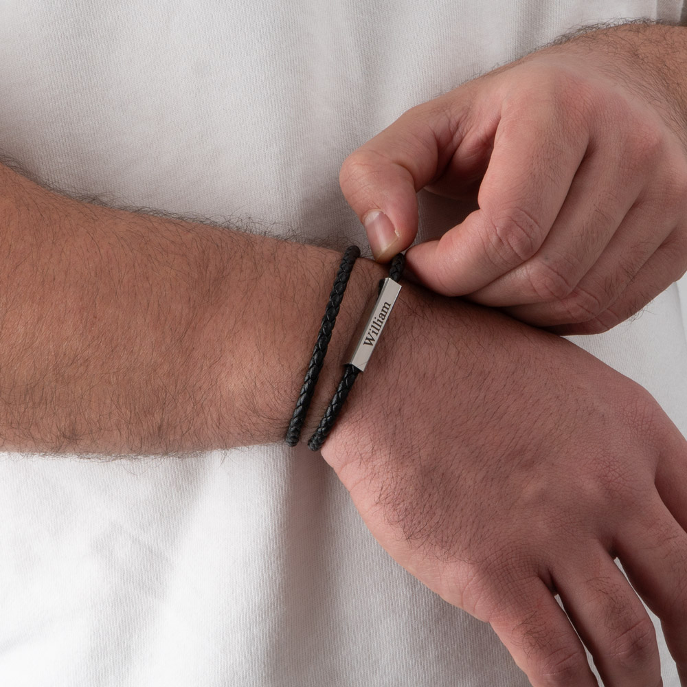 Men’s Double Leather Bracelet with 4D Engraved Bar