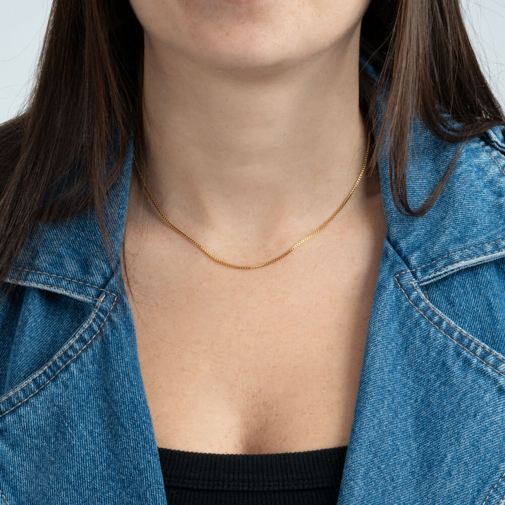 Classic Box Chain on a model - 2